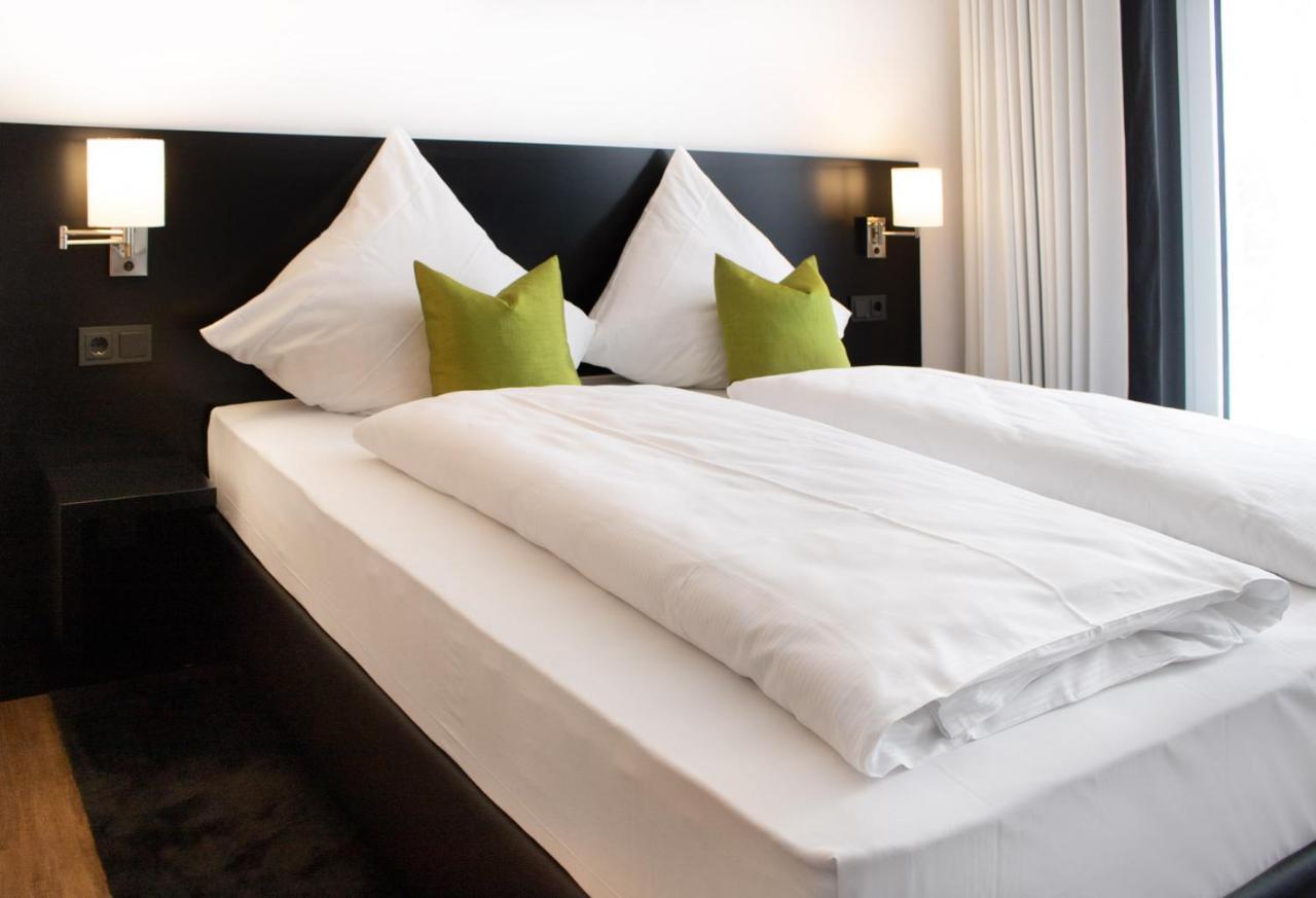 Oy Hotel By Wmm Hotels Oy-Mittelberg Eksteriør billede